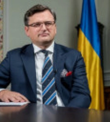 Несмотря на слухи о новом возможном наступлении рф, западные посольства остаются в Киеве - Кулеба Несмотря на слухи о новом возможном наступлении рф, западные посольства остаются в Киеве - Кулеба