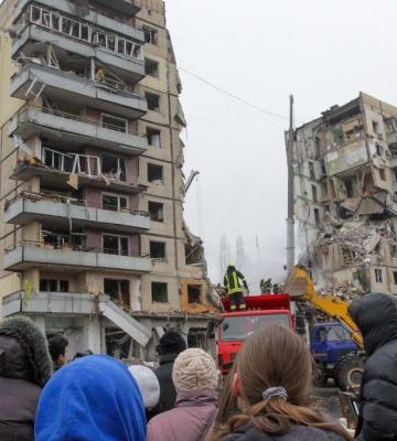 Никто не украл: в развалинах дома в Днепре нашли крупную сумму наличными, — мэр Никто не украл: в развалинах дома в Днепре нашли крупную сумму наличными, — мэр