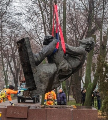 Филатов пошел войной против министра культуры из-за медленной дерусификации Филатов пошел войной против министра культуры из-за медленной дерусификации