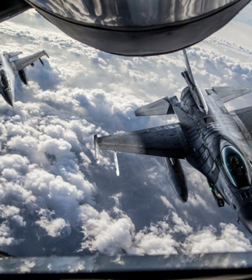 Тепер F-16: Кулеба заявив, що в Європі вже почали обговорювати передачу Україні винищувачів Тепер F-16: Кулеба заявив, що в Європі вже почали обговорювати передачу Україні винищувачів