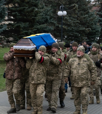 Віддав життя за Україну: на Закарпатті попрощалися із ще одним захисником (ФОТО) Віддав життя за Україну: на Закарпатті попрощалися із ще одним захисником (ФОТО)
