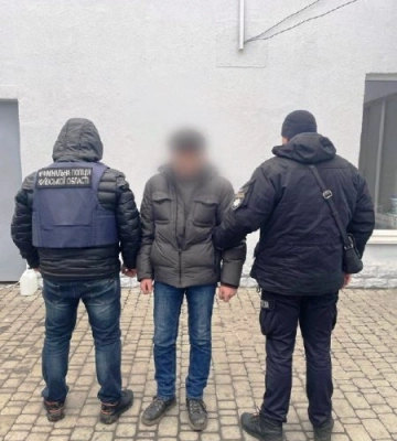 В Киевской области мужчина ударил соседа ножом В Киевской области мужчина ударил соседа ножом