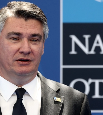 Президент Хорватии заявил, что Крым никогда больше не будет Украиной: что известно о скандале Президент Хорватии заявил, что Крым никогда больше не будет Украиной: что известно о скандале