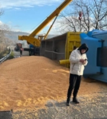 До уваги свалявських водіїв, які планують їхати до Мукачева: на трасі Київ-Чоп тимчасові зміни До уваги свалявських водіїв, які планують їхати до Мукачева: на трасі Київ-Чоп тимчасові зміни