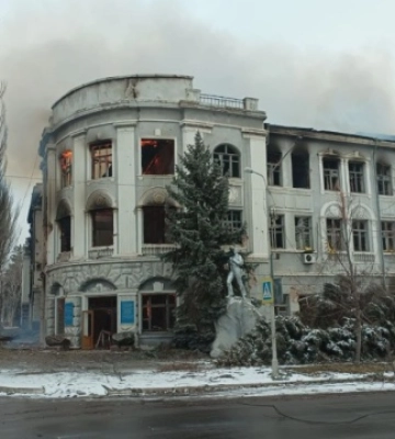 Пошкоджені будинки, дитсадки та адмінбудівлі: наслідки російських обстрілів Донеччини Пошкоджені будинки, дитсадки та адмінбудівлі: наслідки російських обстрілів Донеччини
