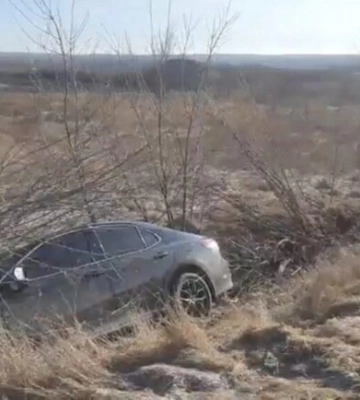 На Дніпропетровщині шукають свідків аварії, у якій загинула 22-річна дівчина На Дніпропетровщині шукають свідків аварії, у якій загинула 22-річна дівчина