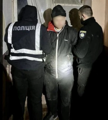 На Закарпатті поліція припинила злочинну діяльність хитрого наркоторговця На Закарпатті поліція припинила злочинну діяльність хитрого наркоторговця