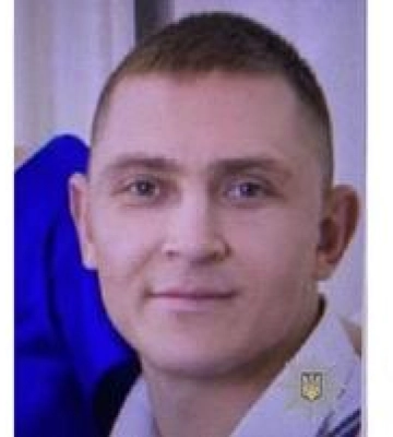 Полтавська поліція розшукує зловмисника, підозрюваного в ряді тяжких злочинів Полтавська поліція розшукує зловмисника, підозрюваного в ряді тяжких злочинів