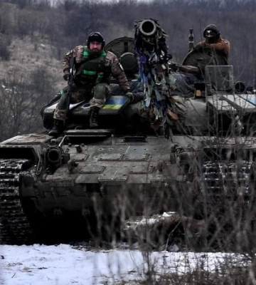 Захисники відбили атаки росіян біля Бахмута та уразили ворожий пункт управління – Генштаб Захисники відбили атаки росіян біля Бахмута та уразили ворожий пункт управління – Генштаб