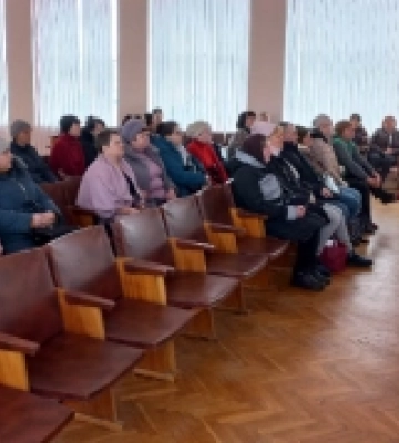 У Корці працівникам соцсфери провели інструктаж з першої домедичної допомоги У Корці працівникам соцсфери провели інструктаж з першої домедичної допомоги