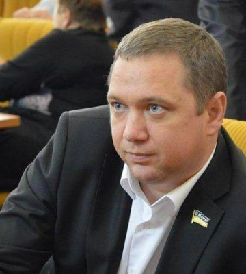У полі біля Снігурівки підірвався трактор, в якому був аграрій Кормишкін — бізнесмен в лікарні У полі біля Снігурівки підірвався трактор, в якому був аграрій Кормишкін — бізнесмен в лікарні
