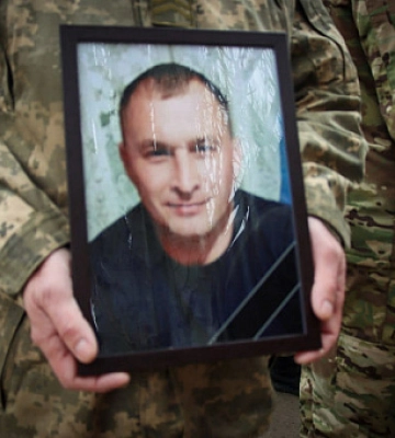 На Днепропетровщине похоронили военного Владимира Куща, который погиб на войне против оккупантов На Днепропетровщине похоронили военного Владимира Куща, который погиб на войне против оккупантов