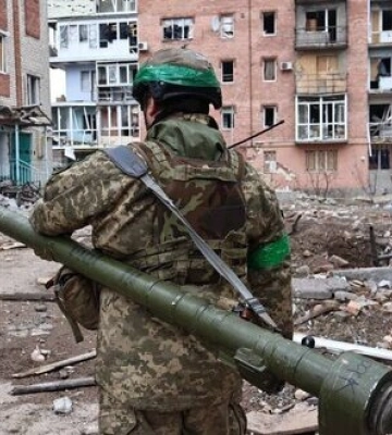 У МОУ назвали два "важливі аспекти" оборони Бахмута У МОУ назвали два "важливі аспекти" оборони Бахмута