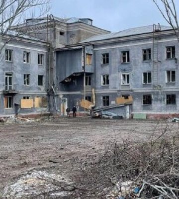 За сутки из-за обстрелов в Донецкой области погибли 2 человека, 3 были ранены – глава ОВА За сутки из-за обстрелов в Донецкой области погибли 2 человека, 3 были ранены – глава ОВА