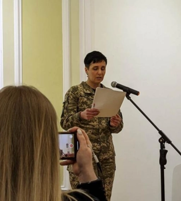 Поезія «Мавки»: капітан ЗСУ з Рівного Тетяна Камерістова презентувала першу збірку (ВІДЕО) Поезія «Мавки»: капітан ЗСУ з Рівного Тетяна Камерістова презентувала першу збірку (ВІДЕО)