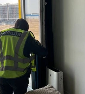 У Київській області мати викинула 2-місячне немовля з 5 поверху: післяпологова депресія У Київській області мати викинула 2-місячне немовля з 5 поверху: післяпологова депресія