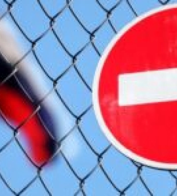 Заочно судитимуть двох співробітників ФСБ за переслідування журналістів на окупованому півострові Заочно судитимуть двох співробітників ФСБ за переслідування журналістів на окупованому півострові