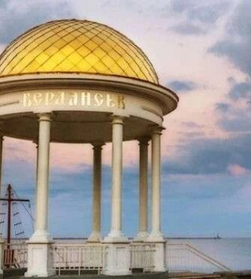 Исчезает вода из Днепра. В Бердянске на Азовском море назревает катастрофа Исчезает вода из Днепра. В Бердянске на Азовском море назревает катастрофа