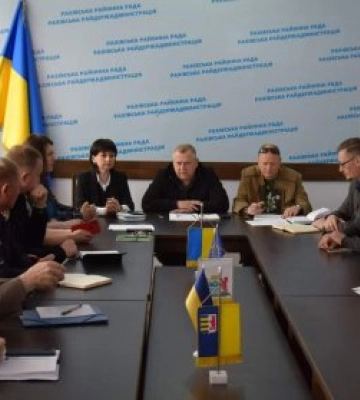 У Рахові відбулася нарада щодо узгодження порядку роботи туристичної галузі району в умовах воєнного стану У Рахові відбулася нарада щодо узгодження порядку роботи туристичної галузі району в умовах воєнного стану