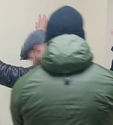 В Киеве задержали бывшего милиционера из Крыма, приехавшего готовить диверсии В Киеве задержали бывшего милиционера из Крыма, приехавшего готовить диверсии