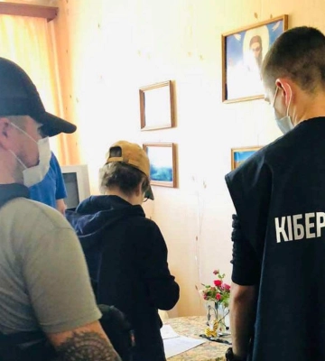 Кіберполіція затримала мешканку Калуша за погрози військовим ЗСУ Кіберполіція затримала мешканку Калуша за погрози військовим ЗСУ