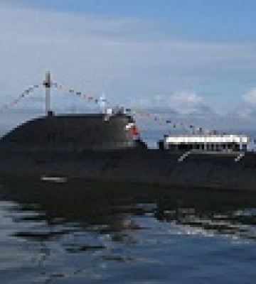 Російський підводний човен запустив ракети Калібр у Японському морі Російський підводний човен запустив ракети Калібр у Японському морі