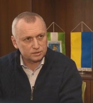 Міський голова Берегова Золтан Бабяк звернувся до жителів міста(відео) Міський голова Берегова Золтан Бабяк звернувся до жителів міста(відео)