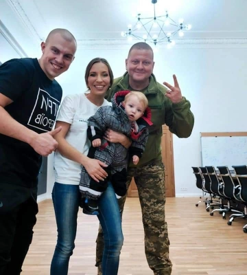 Захищає Харків на протезі, а дружина – волонтерить: історія родини Кашпурів Захищає Харків на протезі, а дружина – волонтерить: історія родини Кашпурів