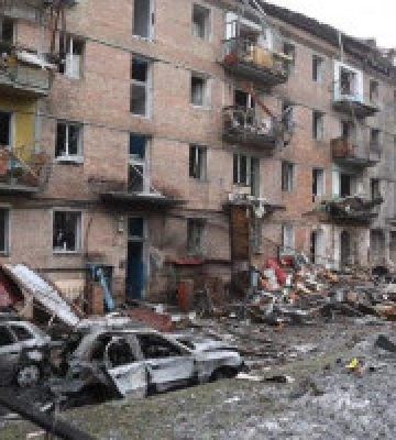 Кількість загиблих внаслідок ракетного обстрілу Вишгорода знову зросла Кількість загиблих внаслідок ракетного обстрілу Вишгорода знову зросла