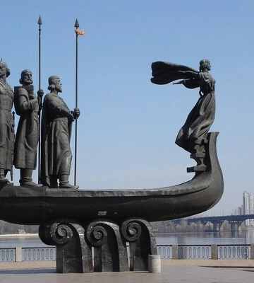 Другому наступу на Київ передуватиме знищення мостів через Дніпро — оглядач Другому наступу на Київ передуватиме знищення мостів через Дніпро — оглядач