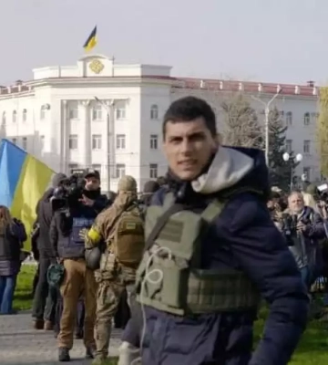 Кореспондентів «Страны.ua», які їздили у Херсон від «360 новини», позбавили акредитації Кореспондентів «Страны.ua», які їздили у Херсон від «360 новини», позбавили акредитації