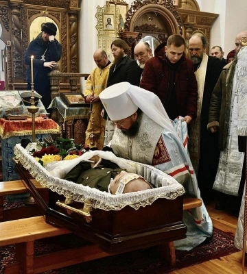 В семи епархиях священники УПЦ провели в последний путь погибших защитников Украины В семи епархиях священники УПЦ провели в последний путь погибших защитников Украины