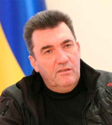 Для тих, хто ще не зрозумів: Данілов відповів на заклики не допустити ескалації з РФ Для тих, хто ще не зрозумів: Данілов відповів на заклики не допустити ескалації з РФ