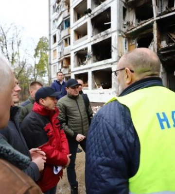 В Киеве возобновят поврежденные обстрелами дома: в КГГА назвали сроки