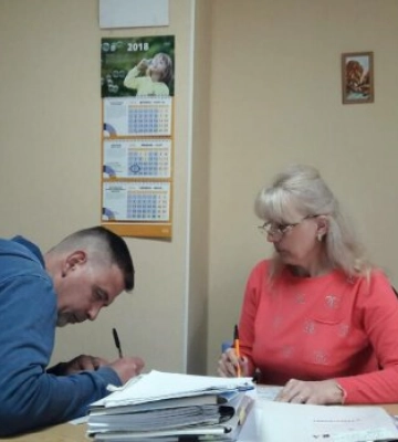 Українці можуть отримати миттєву допомогу у розмірі до 3000 грн: Мінсоцполітики назвало категорії осіб і суми виплат