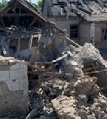 Российские оккупанты уничтожают поселок на Запорожье
