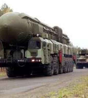 Россия приступила к военным учениям с ядерным оружием: подробности