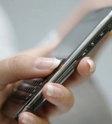 Еще один российский фейк: украинцы получили SMS об отключении связи в Запорожье