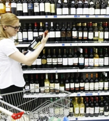 В Киеве изменили время продажи алкоголя: подробности