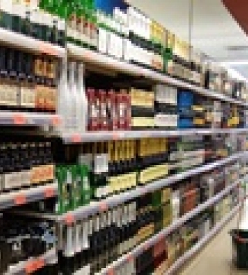 Время продажи алкоголя в магазинах Киева продлено на 3 часа