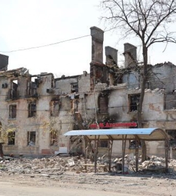 В Мариуполе россияне начали медленную эксгумацию умерших — Андрющенко