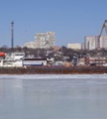 В российский порт зашло судно с украденным в Мариуполе металлом