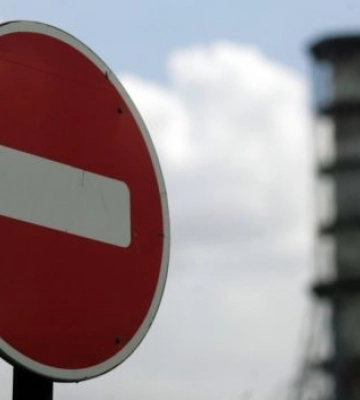 Из Запорожья ограничили выезд частного автотранспорта на временно оккупированные территории: что произошло