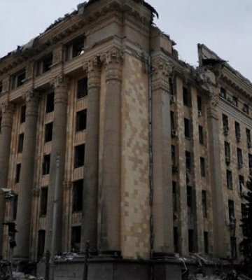 Вывод экспертов: здание Харьковской ОГА после обстрелов восстановить невозможно