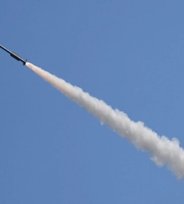 Ночной обстрел. Российские военные атаковали Киев крылатыми ракетами