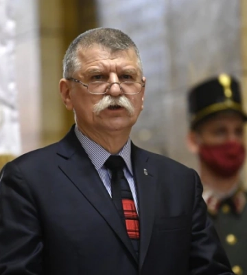 «Угорщина вже орієнтувалася на сторону зла»: Київ відповів на заяви голови угорського парламенту про Зеленського