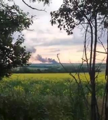 Силы обороны сбили российский самолет Су-25 в Запорожье: эпическое видео