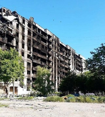 В Маріуполі люди втрачають свідомість у чергах за їжею – Андрющенко