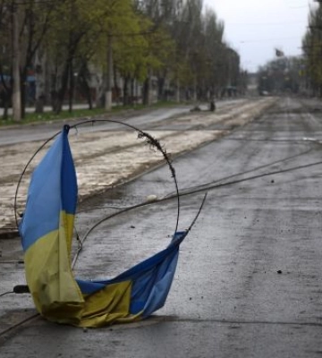 &quot;Будет нормальное название&quot;: оккупанты &quot;деукраинизируют&quot; стелу на въезде в Мариуполь