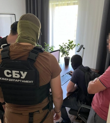 Завербованный ФСБ киевлянин создал более 20 пророссийских сайтов, — СБУ (видео)
